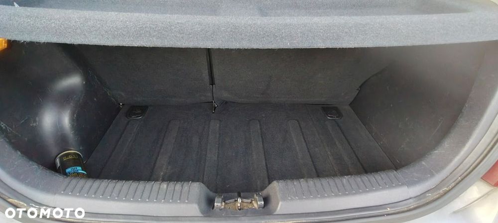 Hyundai i10 - 15