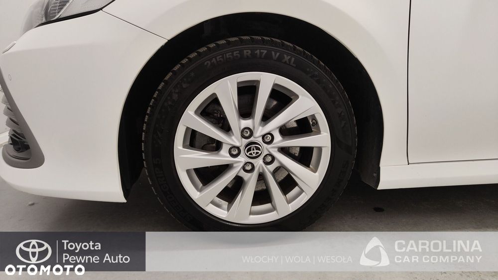 Toyota Camry 2.5 Hybrid Comfort CVT - 18