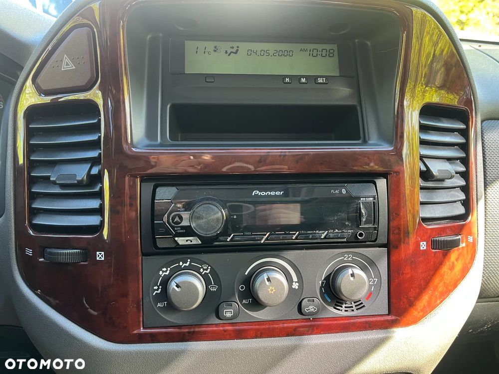 Mitsubishi Pajero 3.2 DID 7os - 6