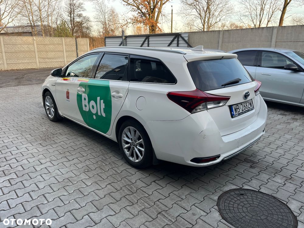 Toyota Auris Hybrid 135 Comfort - 13