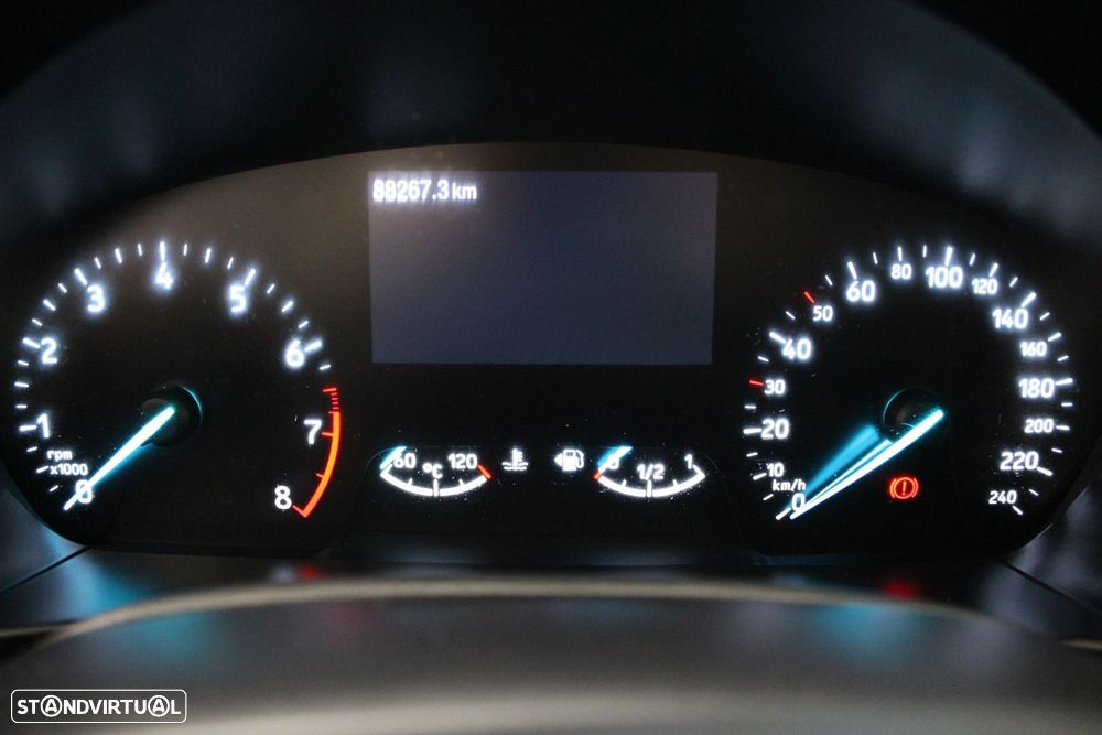 Ford Focus SW 1.0 EcoBoost Active - 34