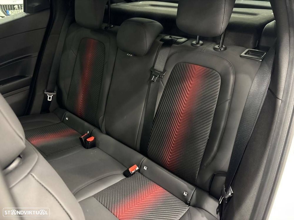 Alfa Romeo Junior 1.2 Speciale eDCT6 - 10
