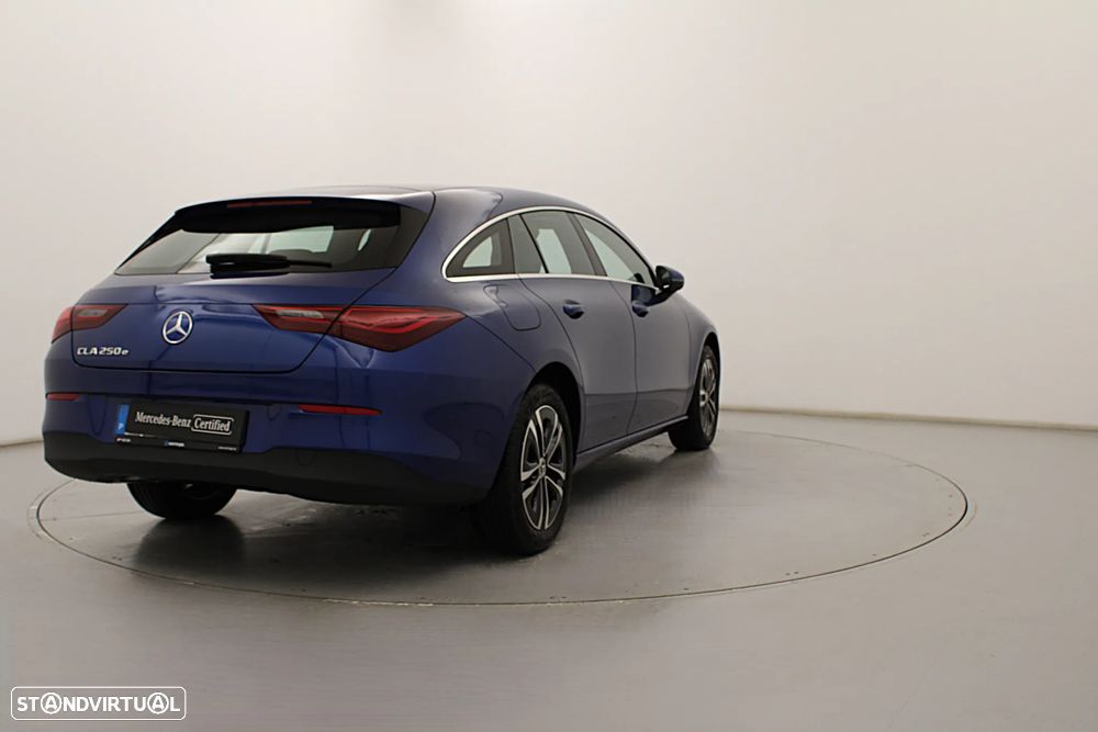 Mercedes-Benz CLA 250 e Shooting Brake Style Plus - 7