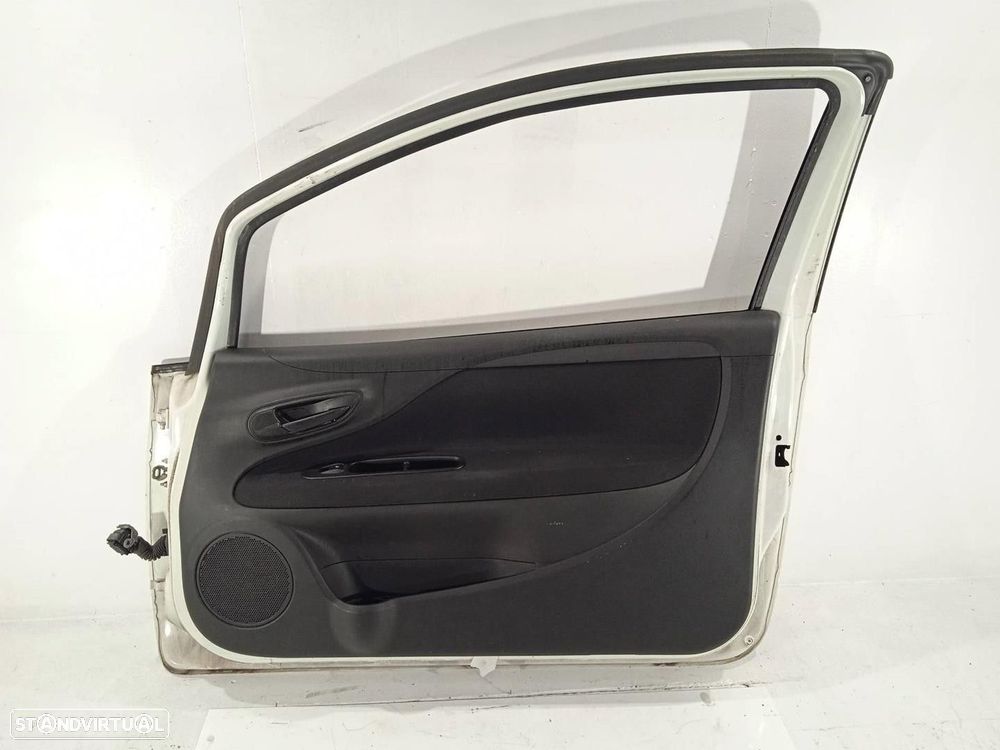 PORTA FRONTAL DIREITA FIAT GRANDE PUNTO 2011 - 4