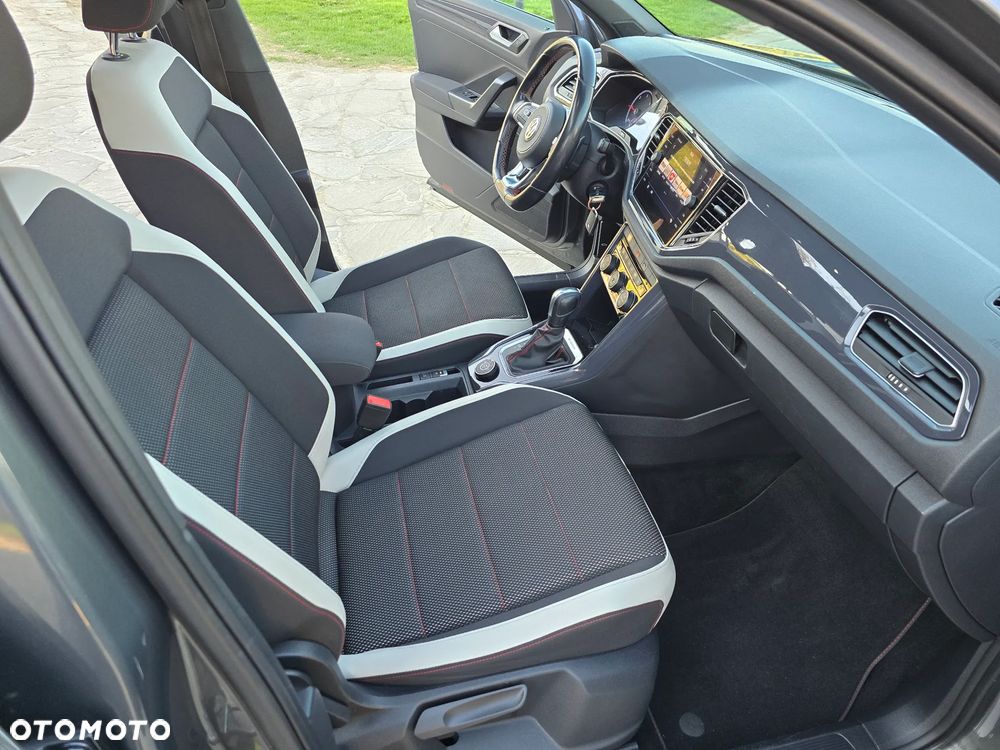 Volkswagen T-Roc 2.0 TDI SCR 4MOTION DSG Sport - 15