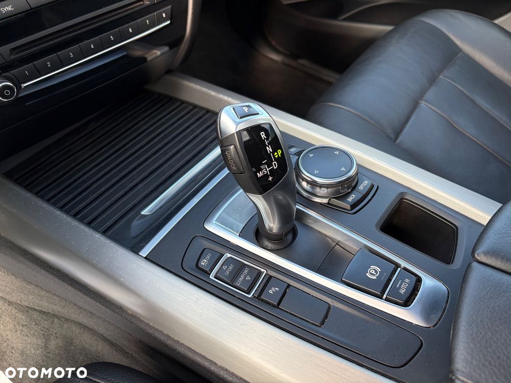 BMW X5 sDrive25d - 22