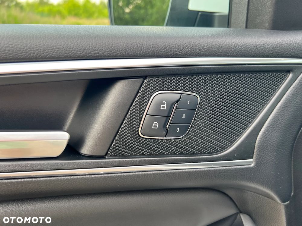 Ford S-Max 2.0 TDCi Titanium PowerShift - 25