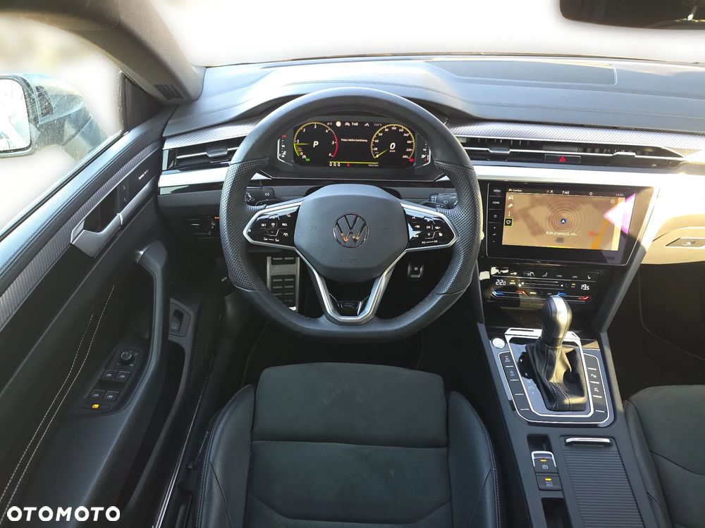 Volkswagen Arteon 2.0 TDI SCR DSG R-Line - 19