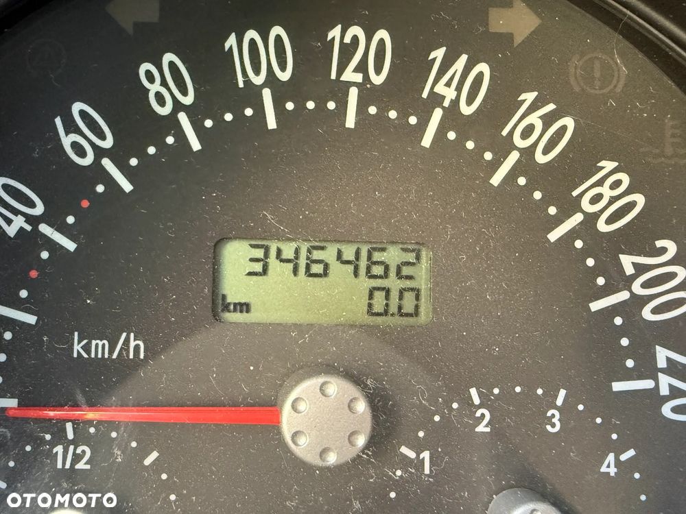 Volkswagen New Beetle - 6