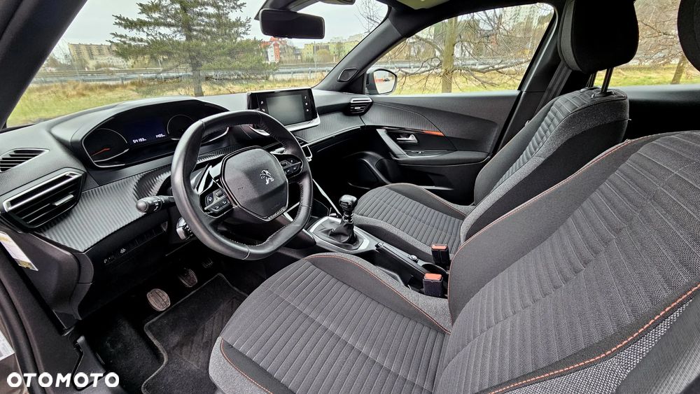 Peugeot 2008 PureTech 100 Business - 24