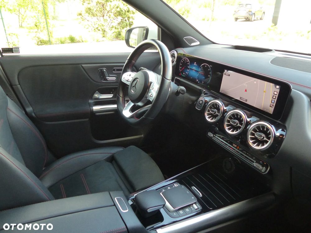 Mercedes-Benz EQA 250 66.5kWh AMG Line - 19