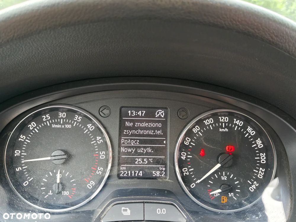 Skoda RAPID 1.6 TDI DPF Ambition Max - 28