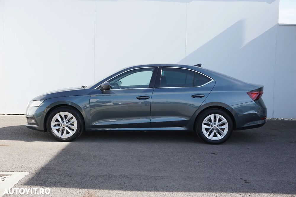 Skoda Octavia 2.0 TDI DSG Style - 2