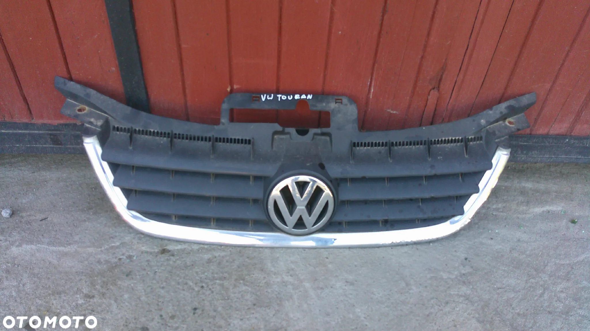 VW TOURAN I ATRAPA GRILL - 3
