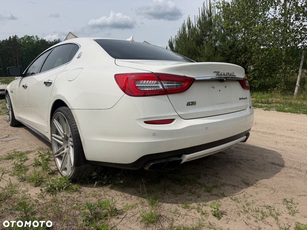 Maserati Quattroporte - 7