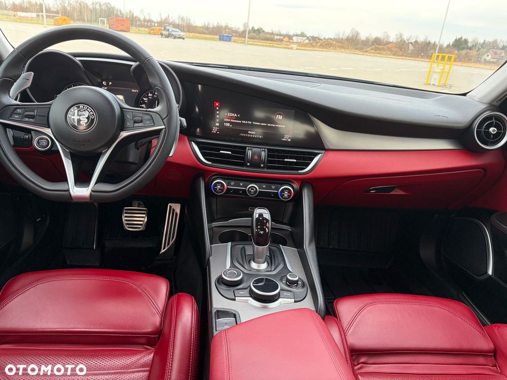 Alfa Romeo Giulia 2.0 Turbo Veloce - 8