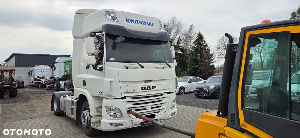 DAF CF440 - 4