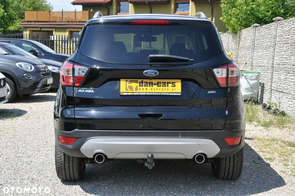 Ford Kuga 2.0 TDCi 4x4 Titanium - 4