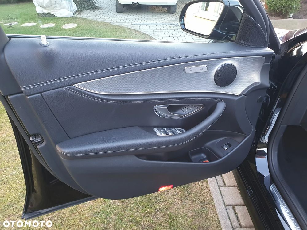 Mercedes-Benz Klasa E 220 d 9G-TRONIC AMG Line - 6