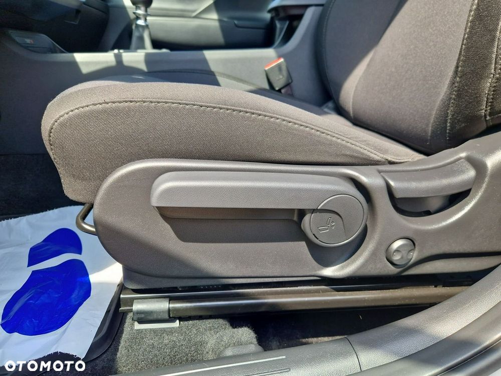 Hyundai Kona - 13