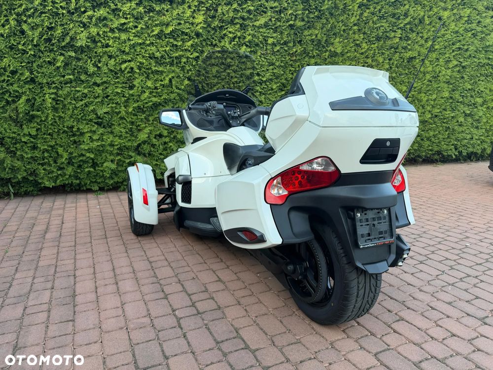 Can-Am Spyder - 5