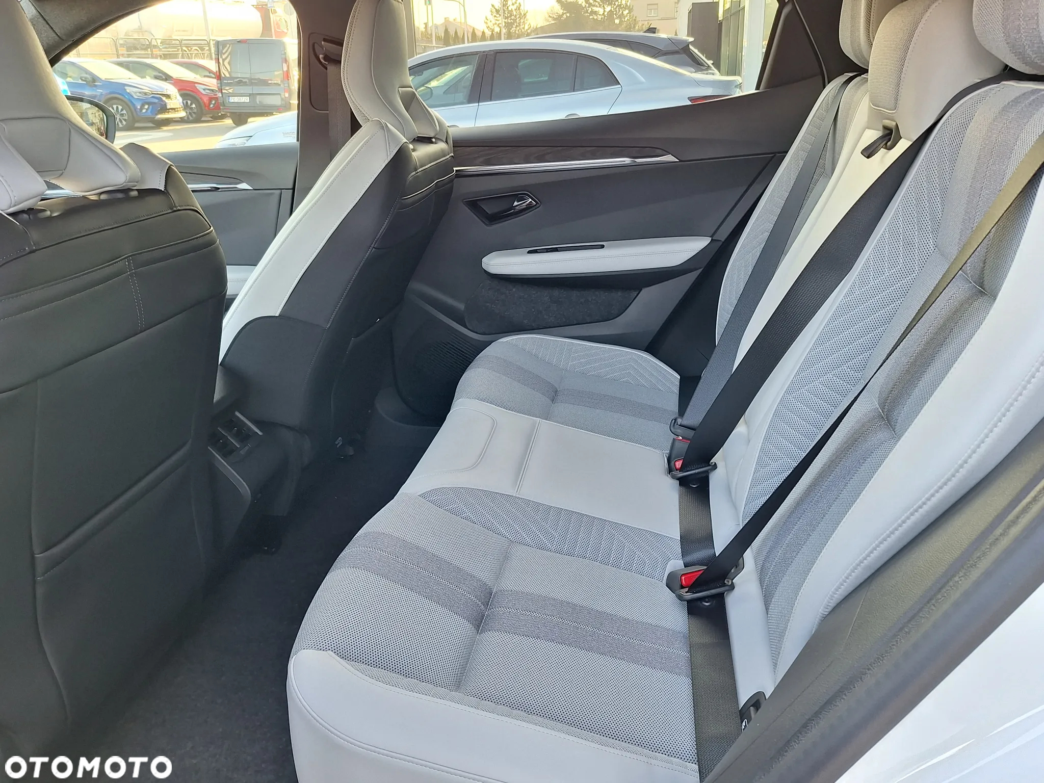 Renault Scenic EV87 Iconic - 8