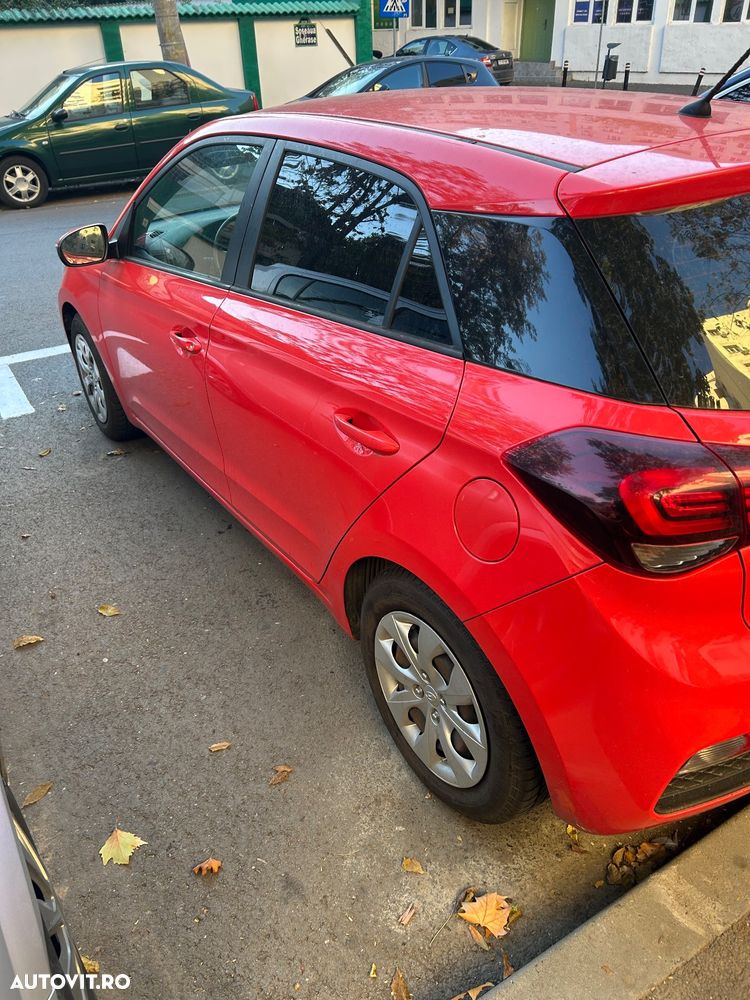 Hyundai i20 1.25 84CP M/T Comfort - 3