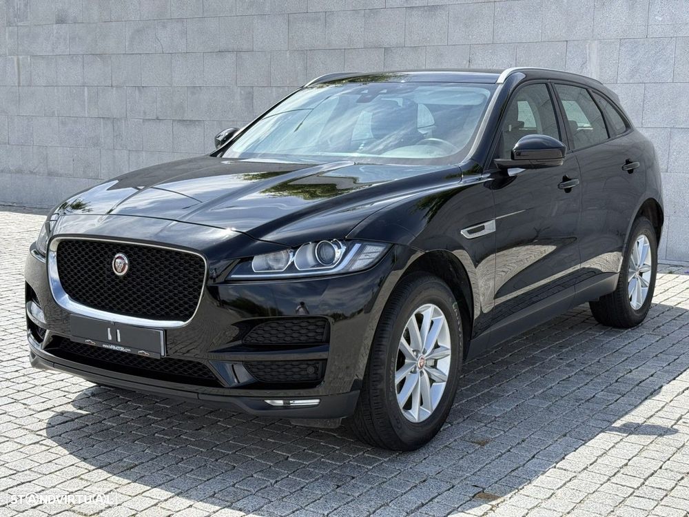 Jaguar F-Pace 2.0 i4D Pure - 1