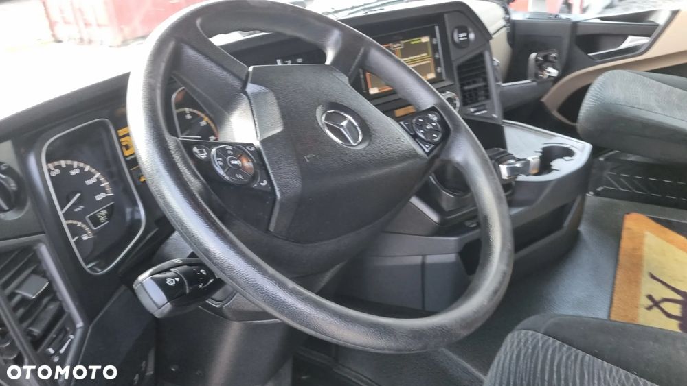 Mercedes-Benz 2542 6x2 Fassi 455.RA25 - 30