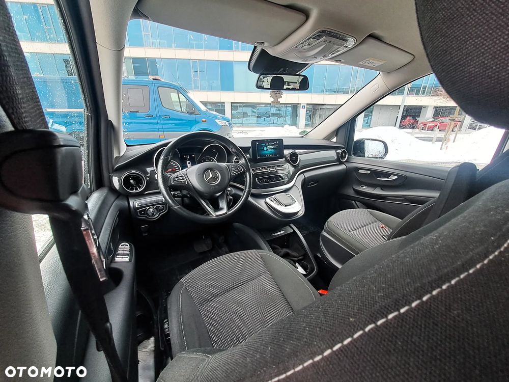 Mercedes-Benz Klasa V 220 d Avantgarde 9G-Tronic (d³ugi) - 21