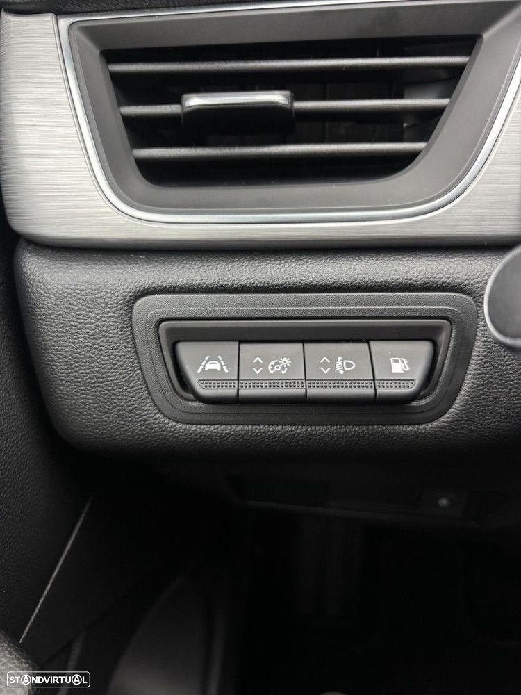 Renault Captur 1.6 E-Tech Plug-In Intens - 24
