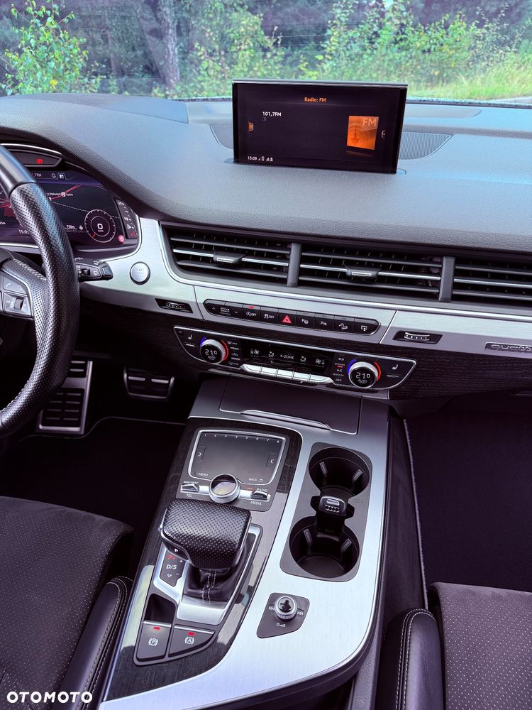 Audi Q7 - 27