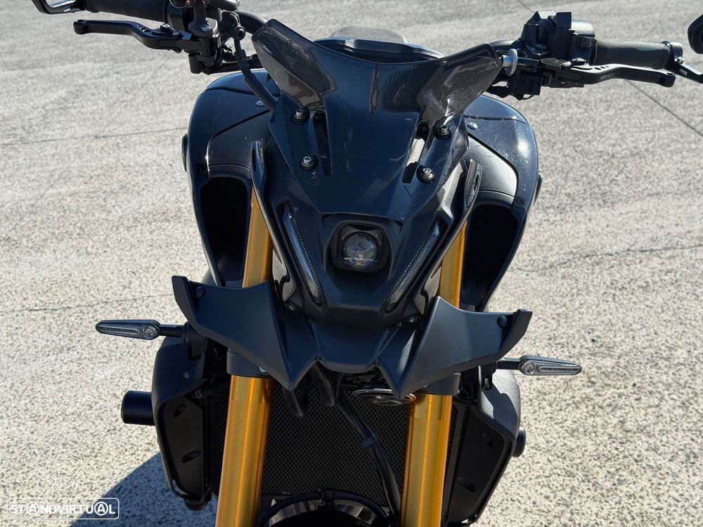 Yamaha MT-09 - 9