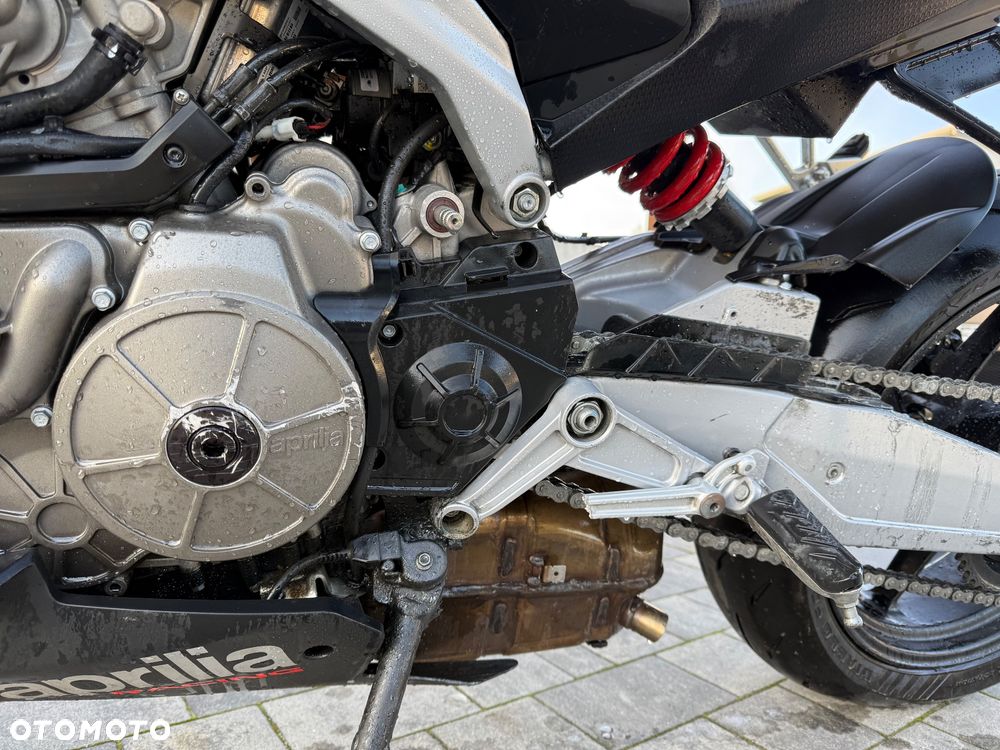 Aprilia Tuono - 13