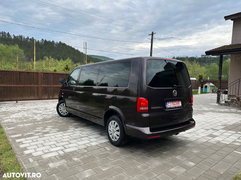 Volkswagen Transporter Caravelle Lang DSG BMT Comfortline - 12
