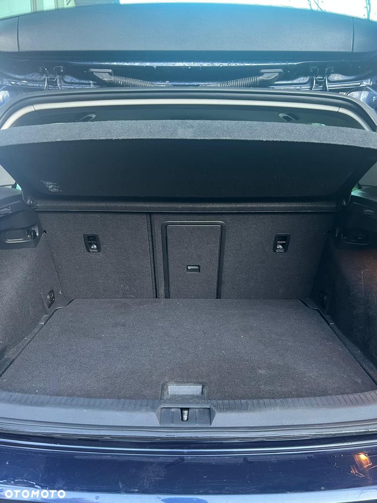 Volkswagen Golf 1.4 TSI BMT Comfortline DSG - 30