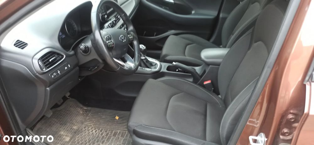Hyundai i30 1.6 D Comfort - 17