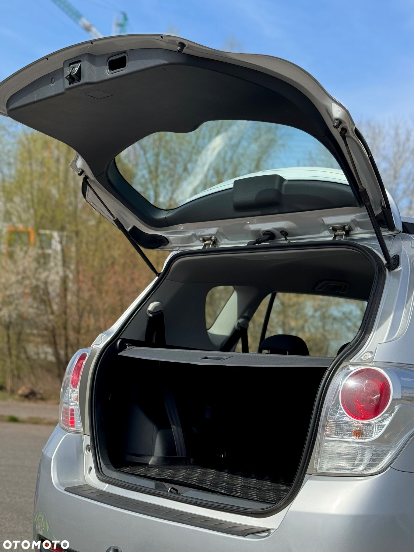 Toyota Verso 1.8 Premium 7os - 9