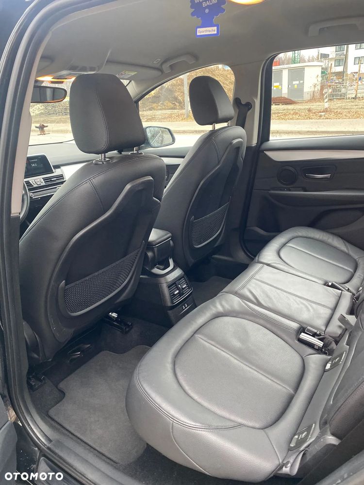 BMW Seria 2 216d Advantage - 12