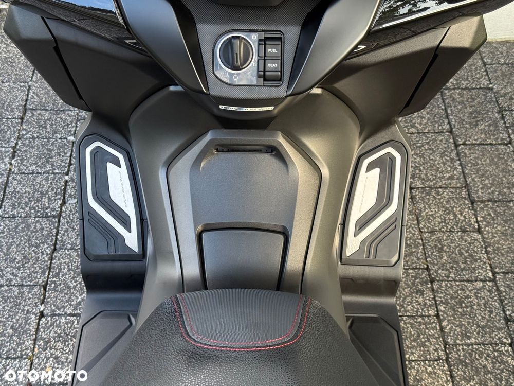 Honda NSS - 17