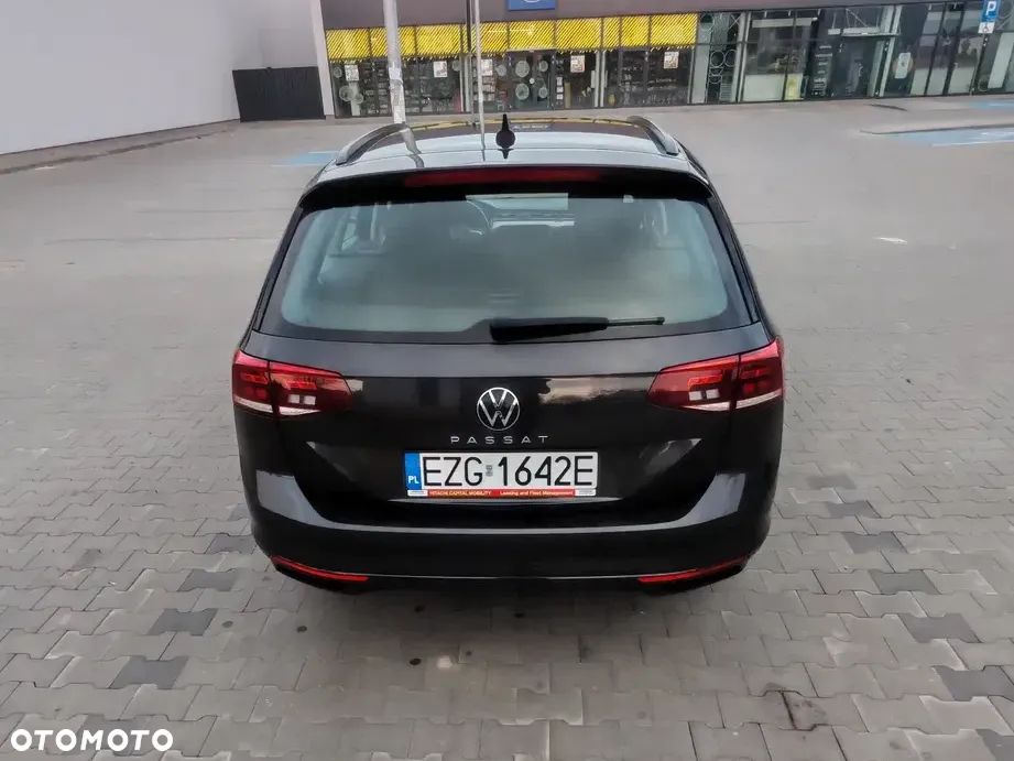 Volkswagen Passat 2.0 TDI SCR Comfortline - 15