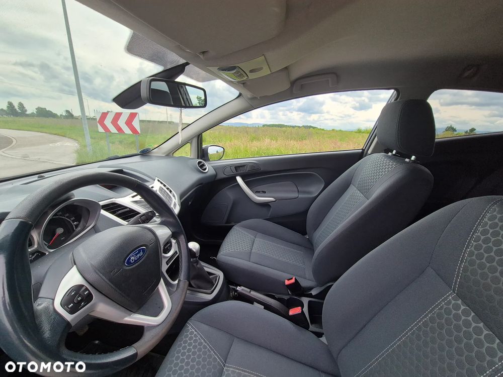 Ford Fiesta 1.25 Titanium - 17