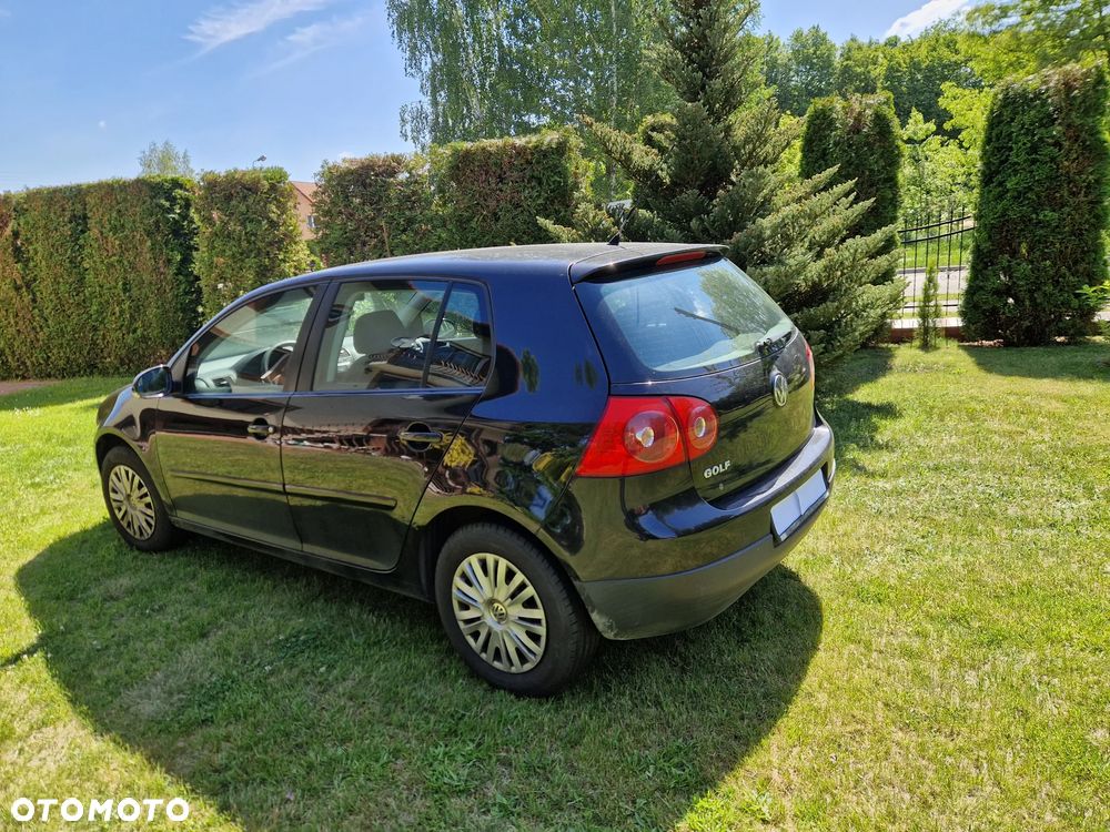 Volkswagen Golf 1.9 TDI 4Motion DPF Comfortline - 3