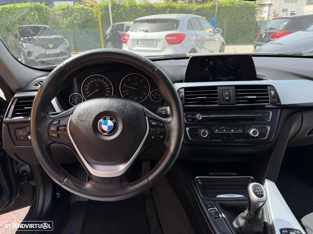 BMW 318 d xDrive Line Sport - 11
