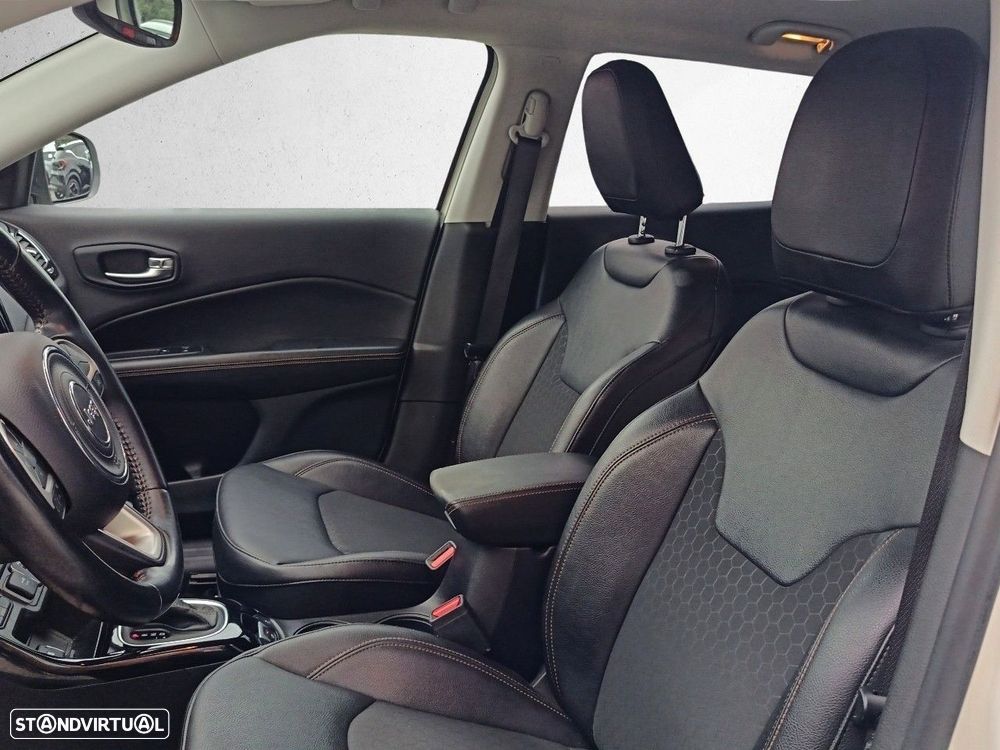 Jeep Compass 1.3 T Limited DCT - 7