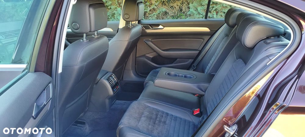 Volkswagen Passat 1.4 TSI ACT (BlueMotion Technology) Highline - 14