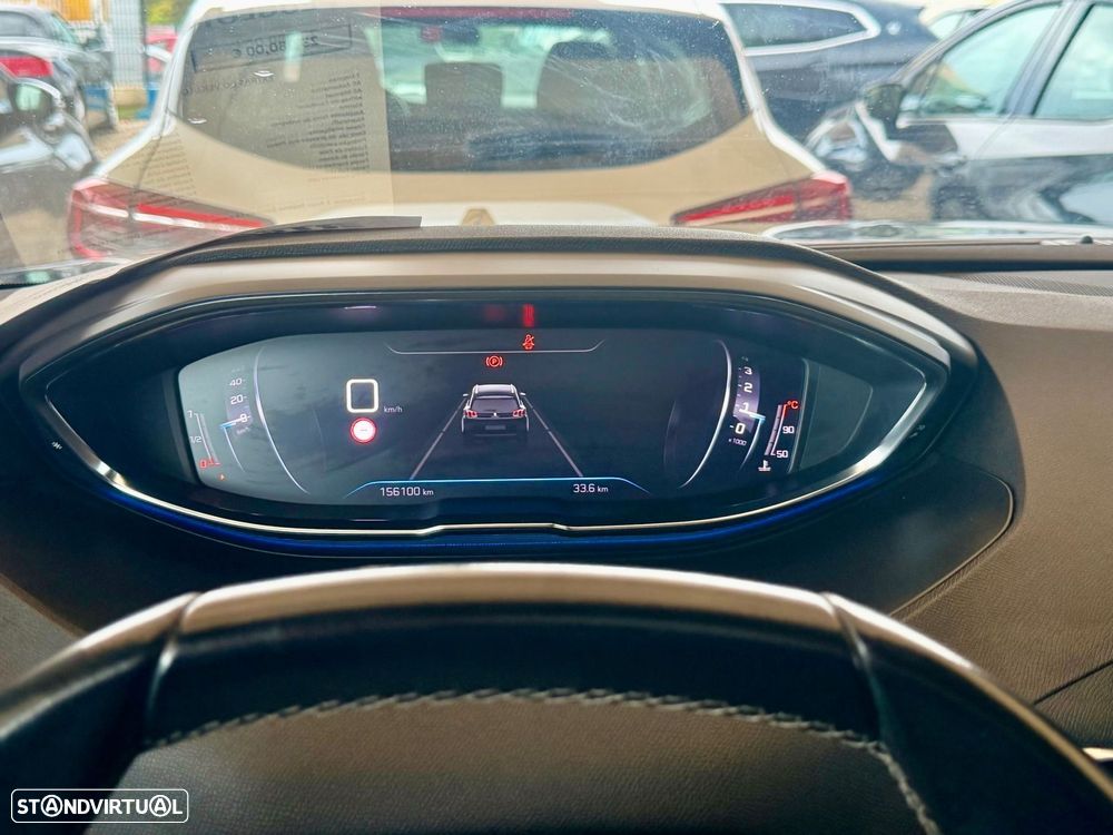 Peugeot 5008 1.5 BlueHDi Allure Pack - 19