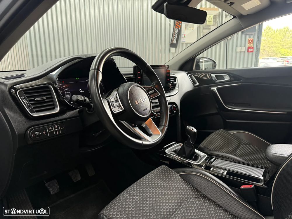 Kia Ceed SW 1.0 T-GDI Sport - 18