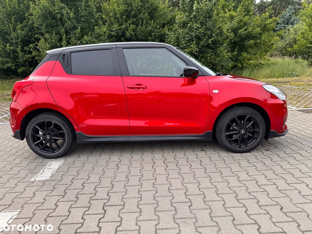 Suzuki Swift 1.2 Premium Plus CVT - 12
