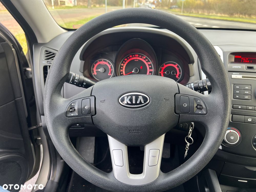 Kia Ceed 1.4 CVVT Vision - 25